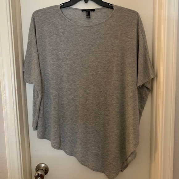 Forever 21 Asymmetrical Top - Picture 1 of 4
